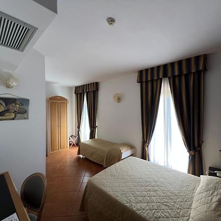 Hotel Bologna Флоренция Экстерьер фото